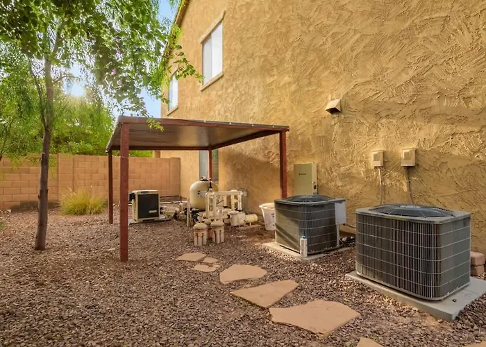 Spacious 6br Oasis With Pool Hot Tub And Game * Phoenix