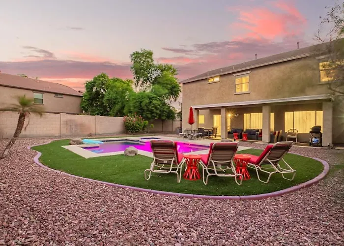 Spacious 6br Oasis With Pool Hot Tub And Game * Phoenix
