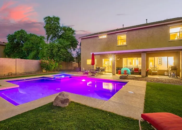 Spacious 6br Oasis With Pool Hot Tub And Game * Phoenix