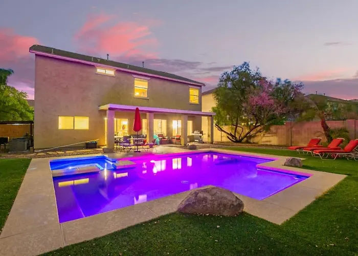 Holiday home Spacious 6br Oasis With Pool Hot Tub And Game Phoenix