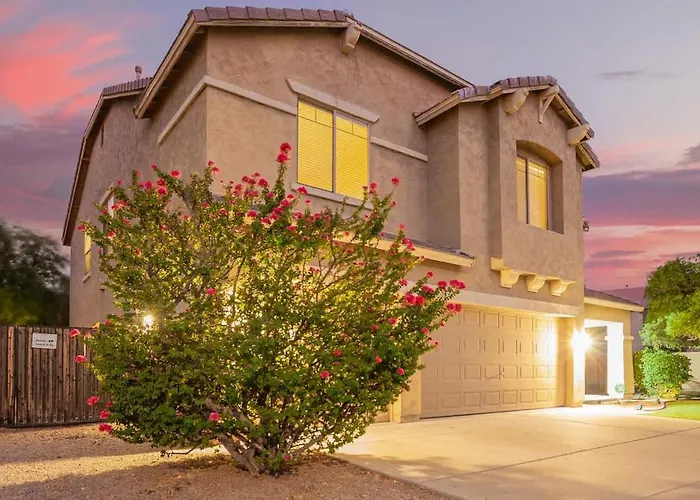 Spacious 6br Oasis With Pool Hot Tub And Game *